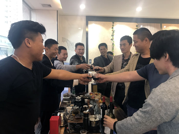 陶瓷一线品牌 888集团电子游戏瓷砖 榆林古镇300平专卖店开业盛典圆满成功